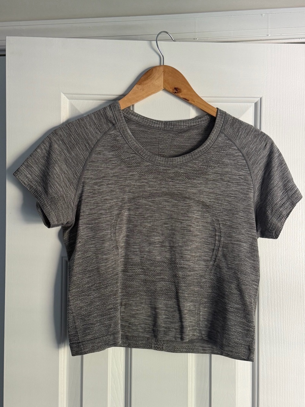 Lululemon Swiftly Tech Crop T Shirt Grey